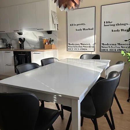 Family Home For 5 Near Santa Claus Village, Sauna & Free Parking * רובניימי
